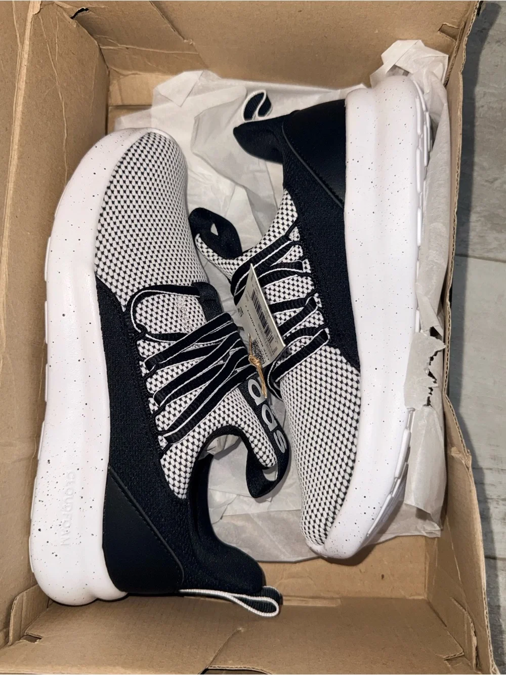 Adidas Lite Racer Adapt 7.0 Kids Size 4 Black White Cloudfoam NWT